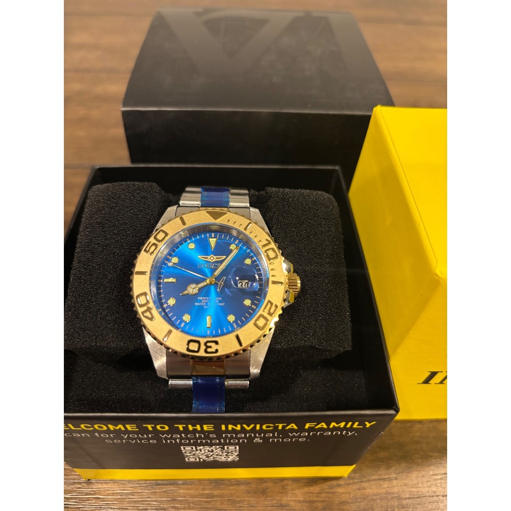 Invicta Pro Diver 29949 Men Blue Dial Two Tone Gold Steel Quartz 43mm Watch NEW - Picture 2 of 4